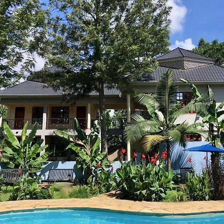 The Vijiji Center Lodge & Safari Arusha Exterior photo