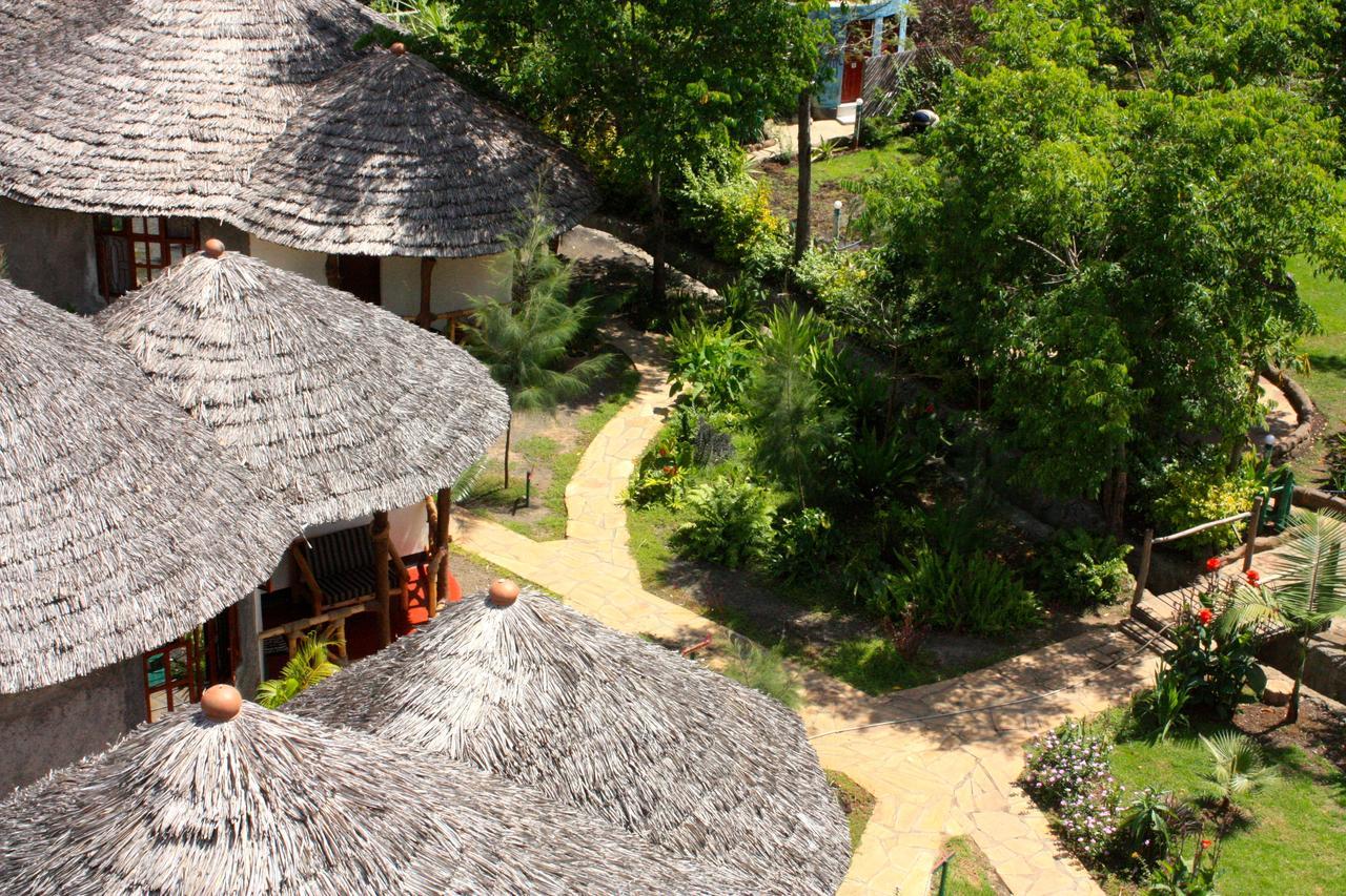 The Vijiji Center Lodge & Safari Arusha Exterior photo
