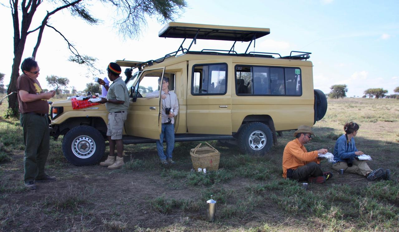 The Vijiji Center Lodge & Safari Arusha Exterior photo